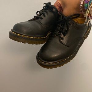 vintage doc marten mary janes